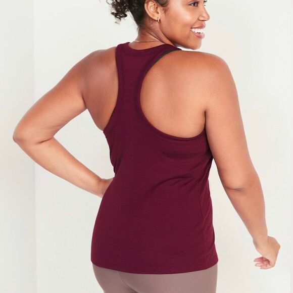 Old Navy Tank Top & Flip Flop Bundle ⚡️ - Picture 11 of 12